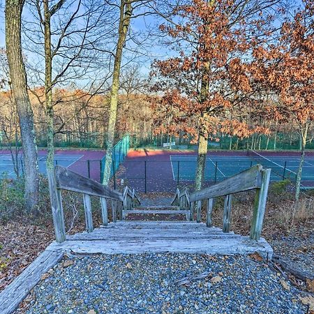 Pocono Retreat, 1 Mi To State Park And Ski Access! Tannersville Exterior photo